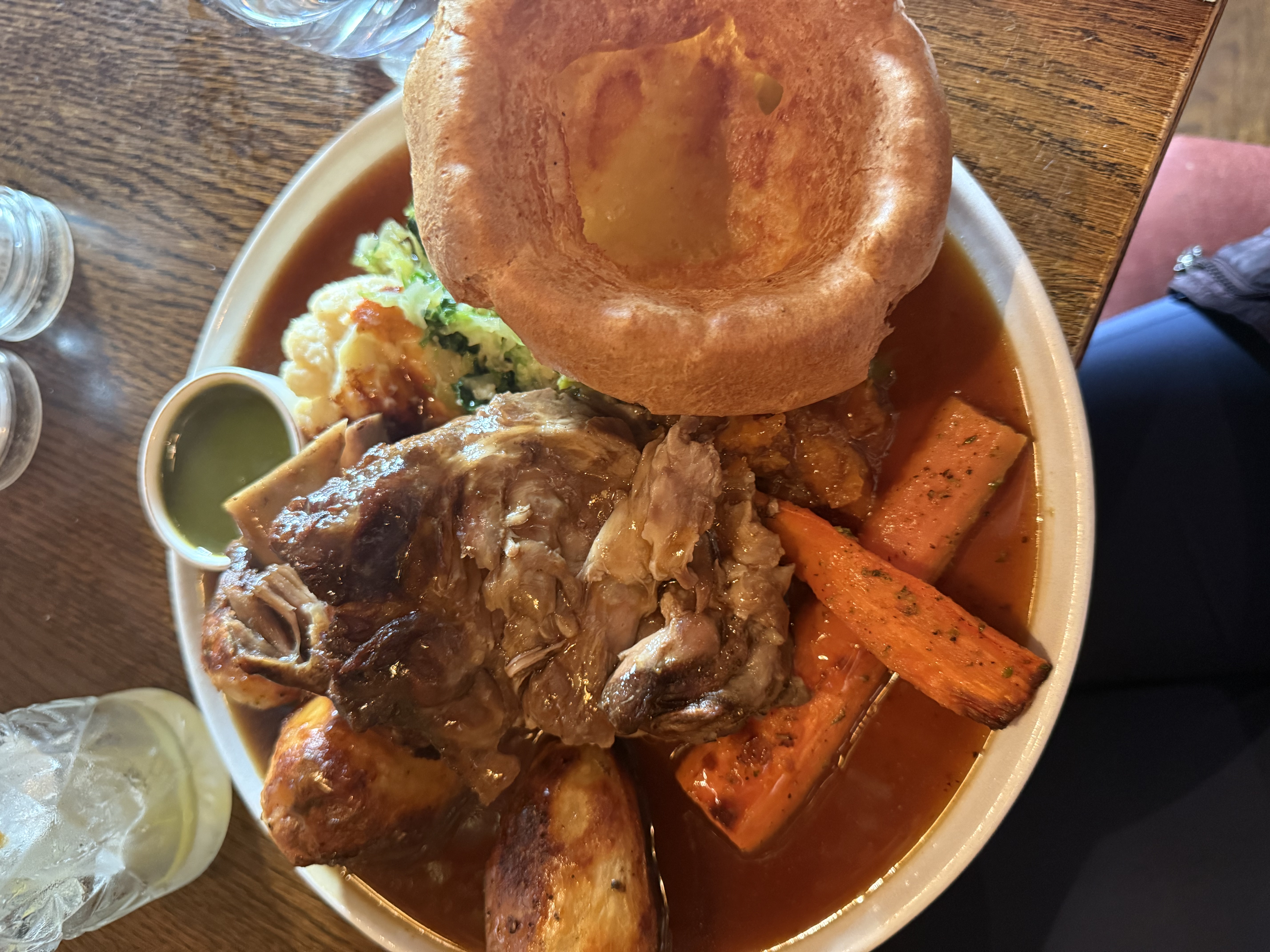 Sunday Roast at The Victoria by Aimee Xu